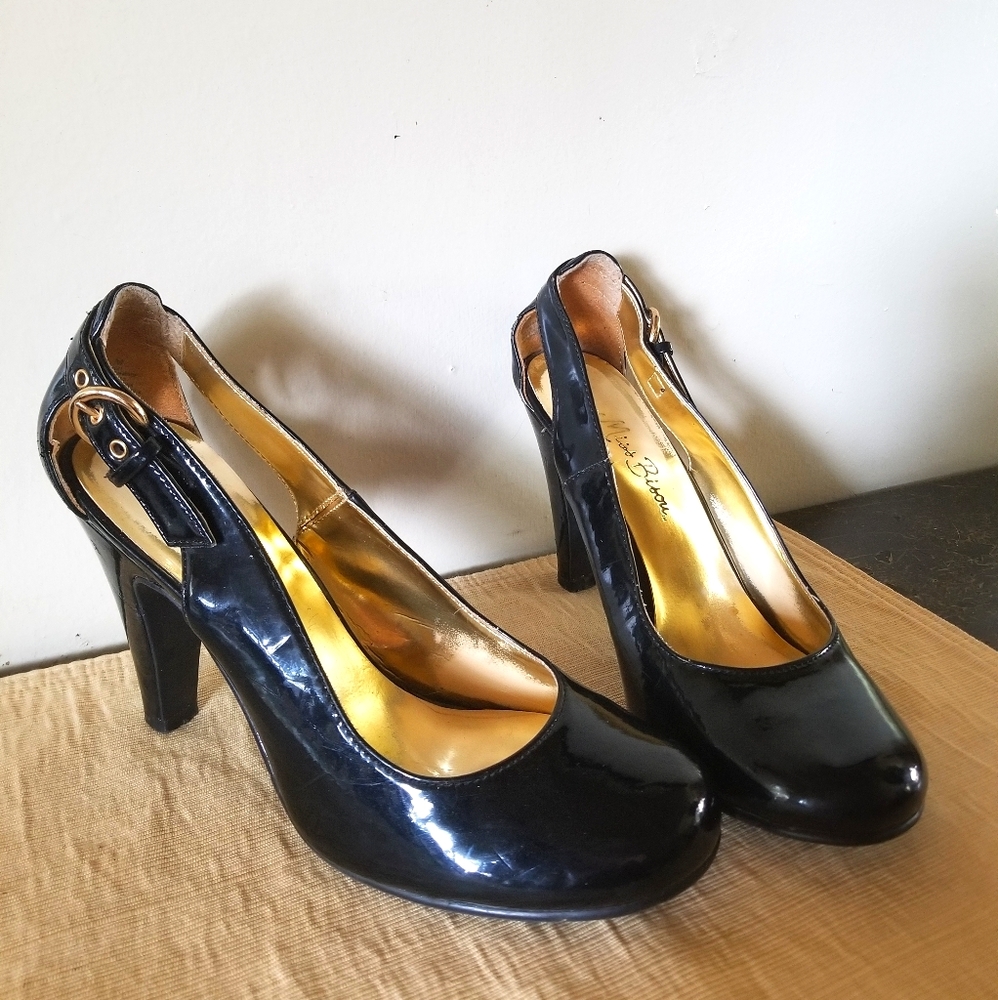 Black patent Miss Bisou heels-in EUC-8 1/2